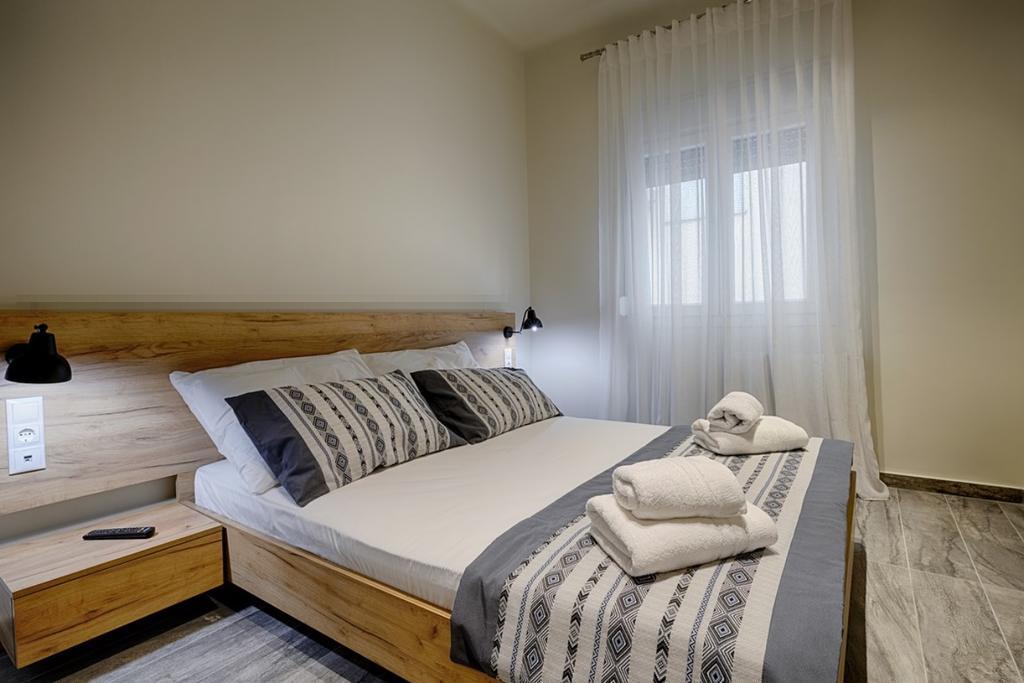 Alpinia N Lotus Apts. Thessaloniki Exterior photo